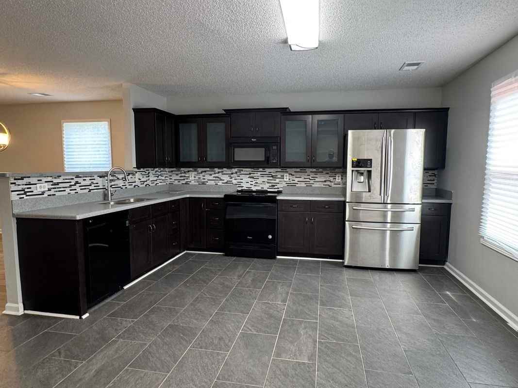 500 Castle Ridge Dr - Photo 7 of 23