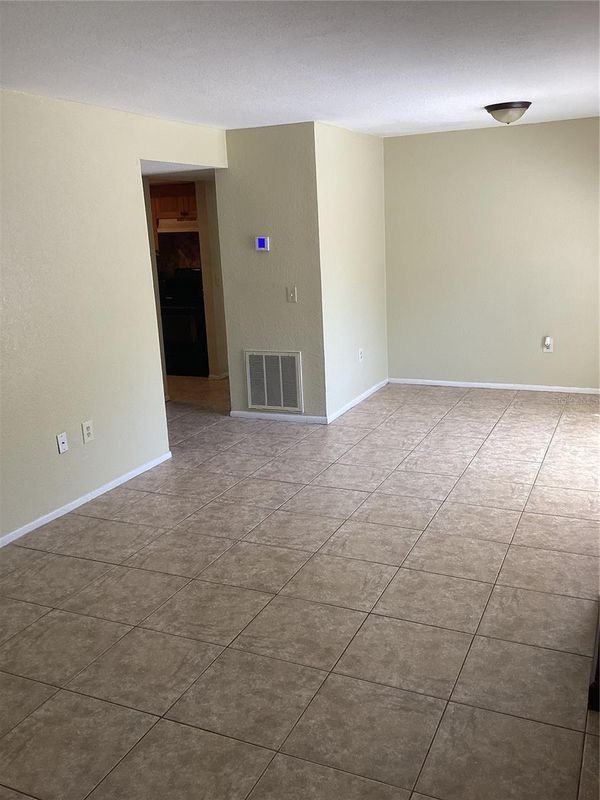 14321 Hanging Moss Cir ##101 - Photo 6 of 13