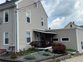 featured image of 107 Mount Saint Charles Ave ##2