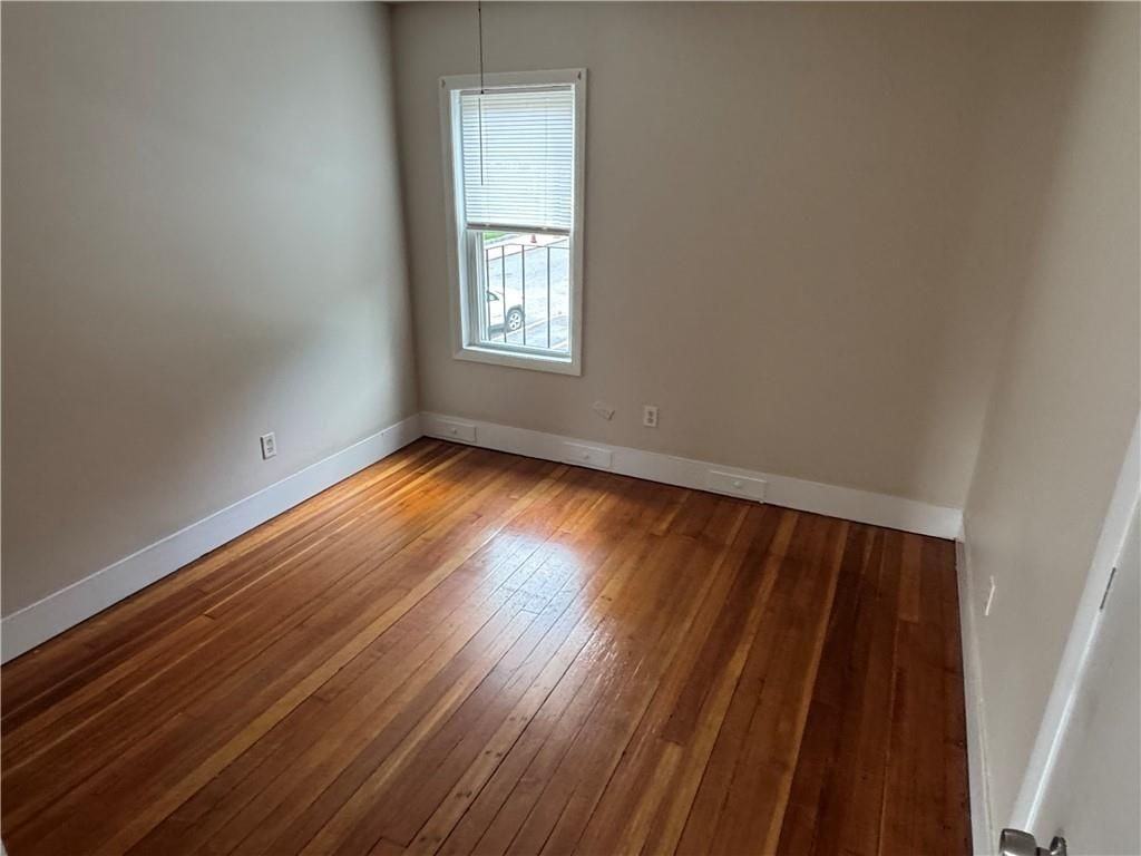 107 Mount Saint Charles Ave ##2 - Photo 7 of 14
