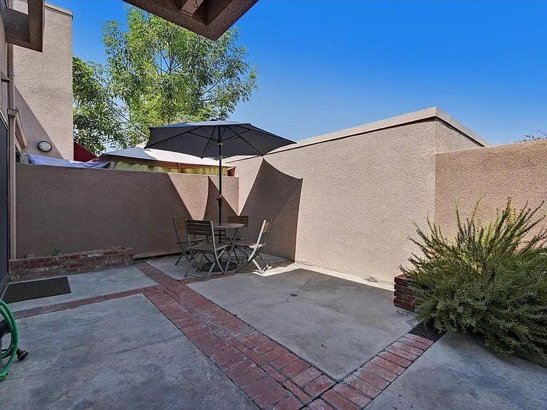 25761 Le Parc ##87 - Photo 4 of 6
