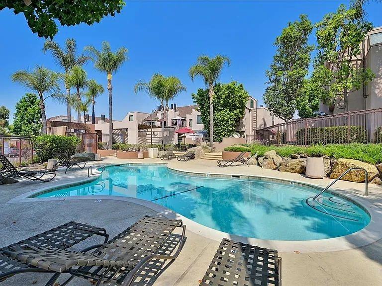 25761 Le Parc ##87 - Photo 6 of 6