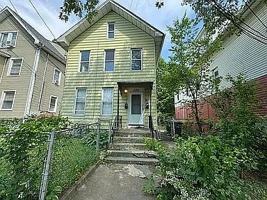 featured image of 125 Shelton Ave