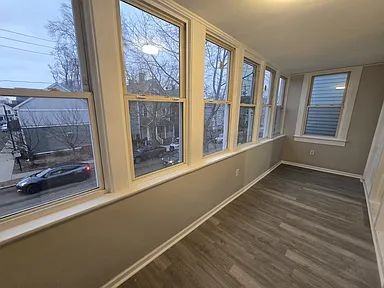187 Wolcott St - Photo 5 of 18