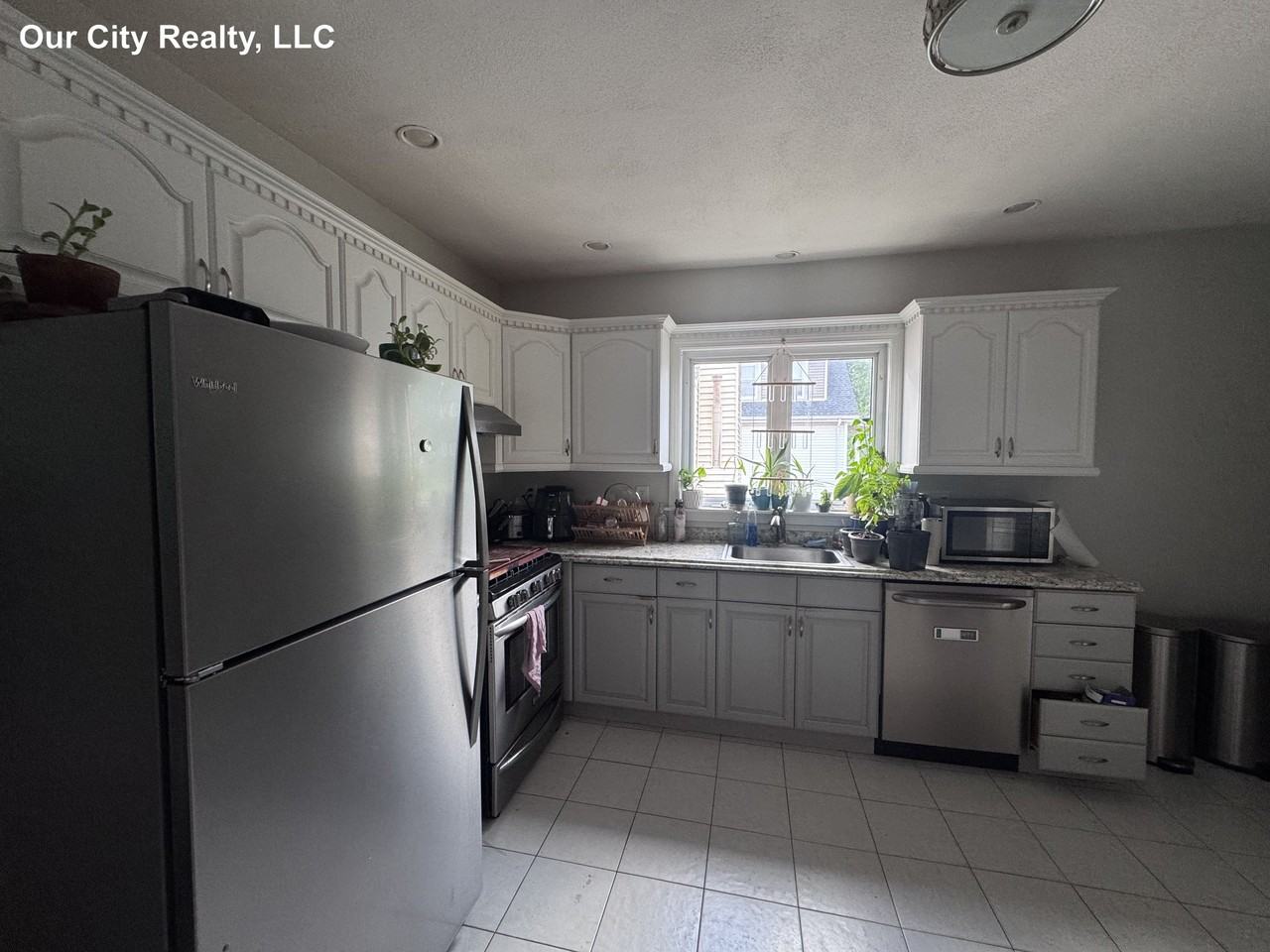 Kinsman St #2 - Photo 5 of 21