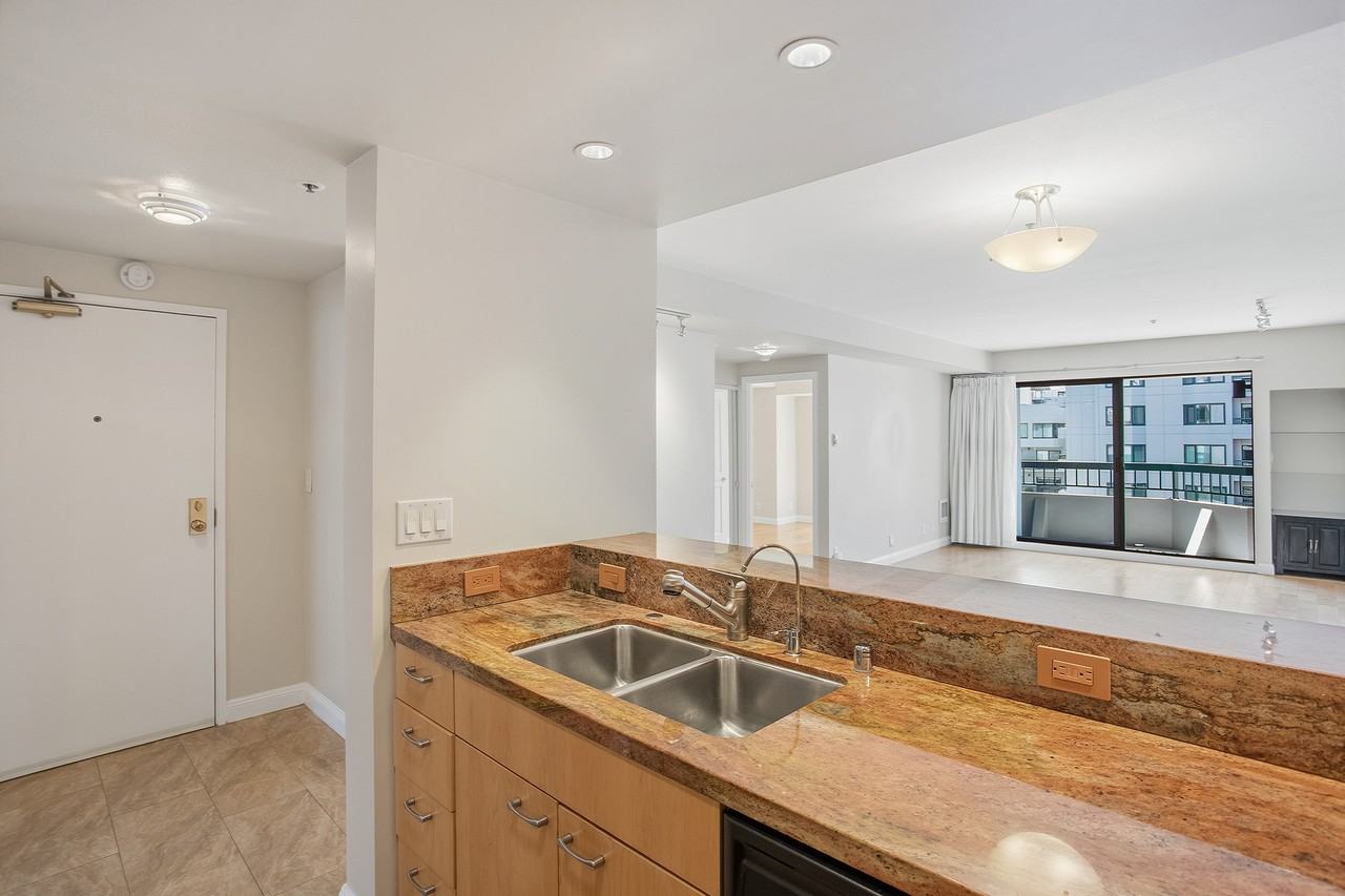 601 Van Ness Avenue #406 - Photo 4 of 38
