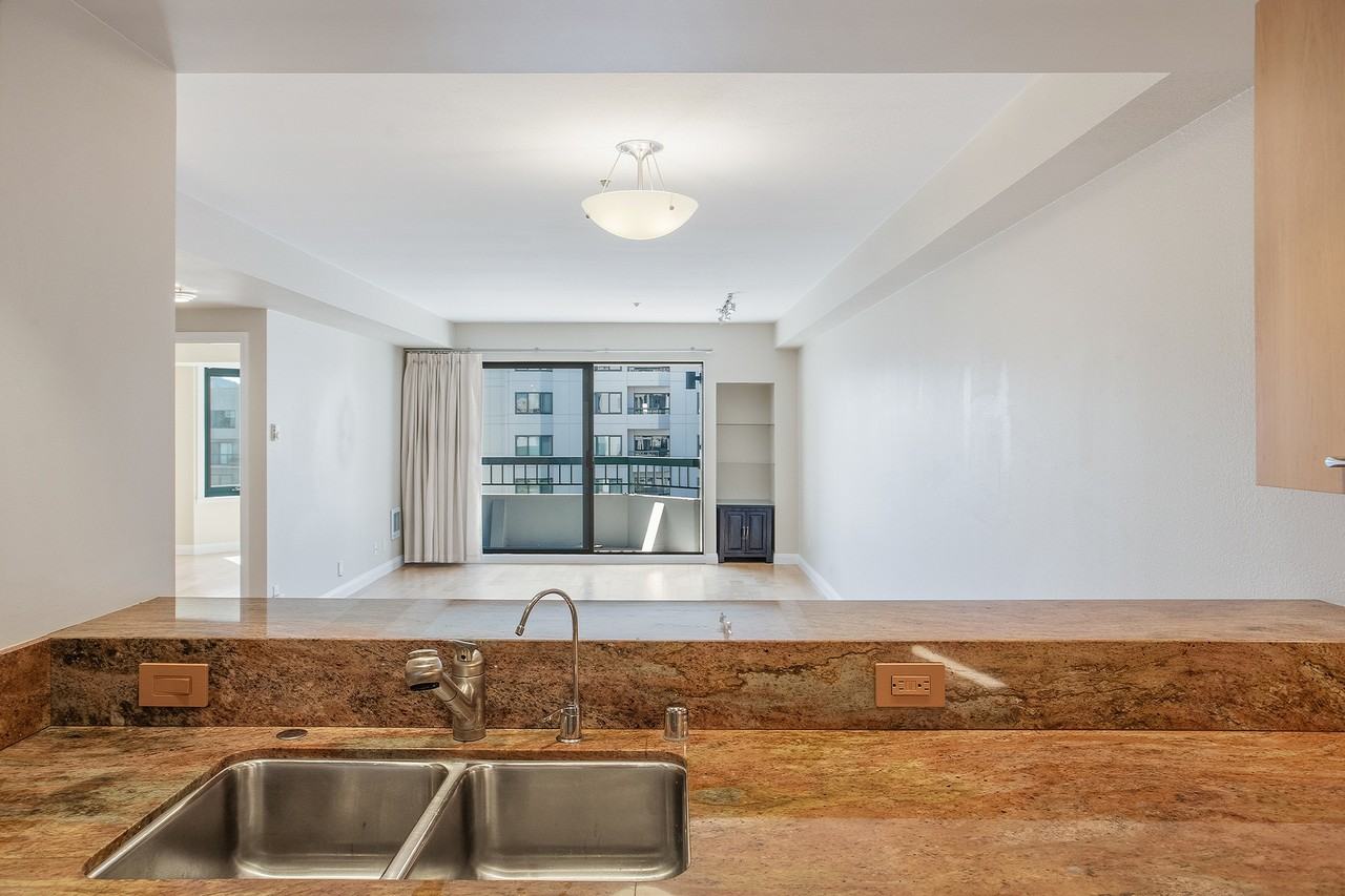 601 Van Ness Avenue #406 - Photo 6 of 38