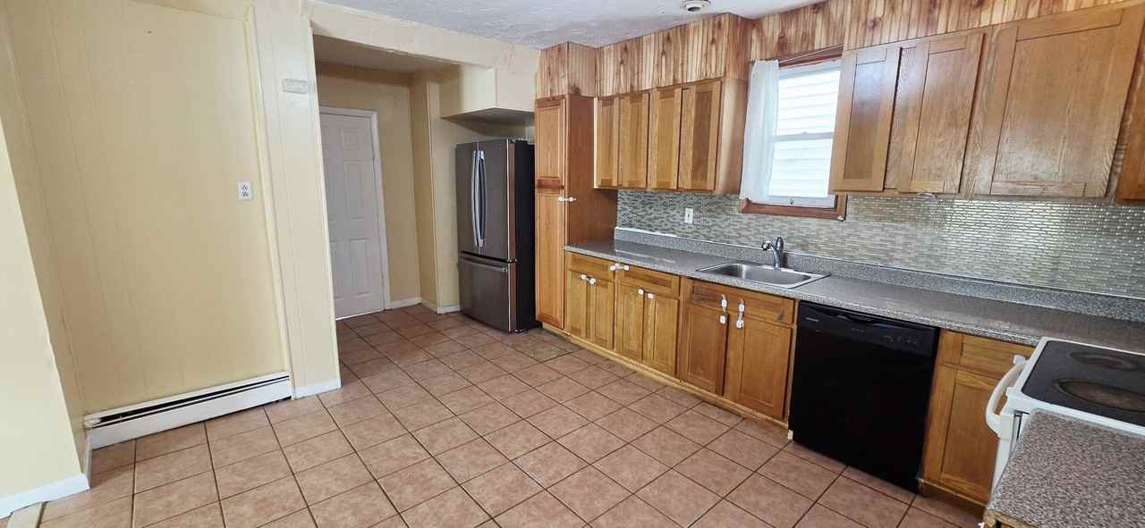 82 Garfield Ave #1