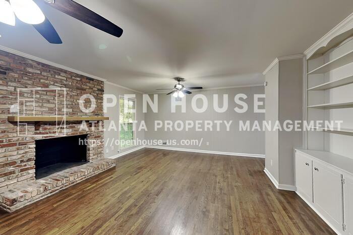 1250 Ridgefield Dr - Photo 4 of 24