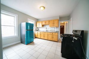 featured image of 42 Sudan St #3