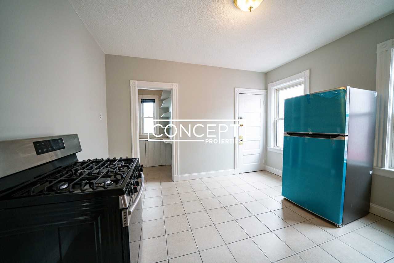 42 Sudan St #3 - Photo 3 of 19