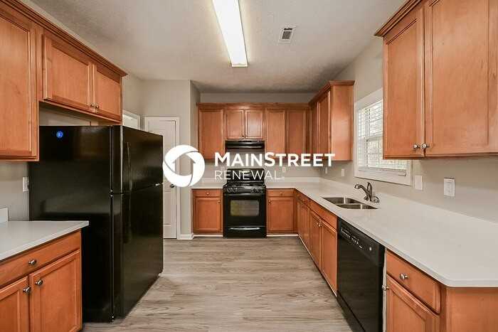 5801 Mays Ridge Ct - Photo 6 of 17