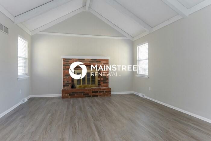 4815 S Kendall Dr - Photo 5 of 17
