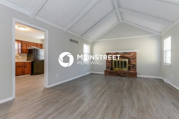 4815 S Kendall Dr - Photo 6 of 17