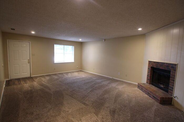 4508 Edinburgh Dr - Photo 3 of 24