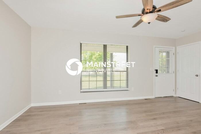 632 Westwoods Rd - Photo 3 of 17