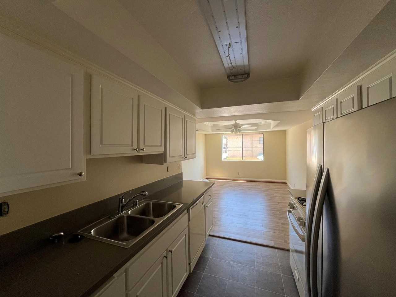 301 East Verdugo Ave - Photo 3 of 50