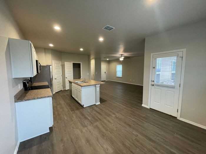 13014 13014 Candace Way - Photo 6 of 24