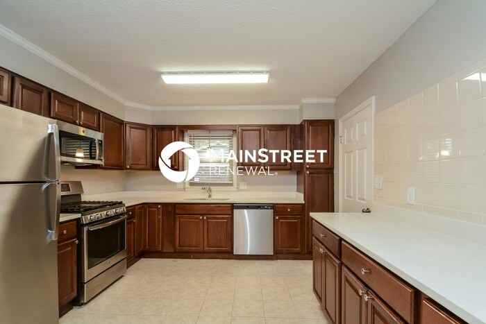 4221 Kilcullen Dr - Photo 5 of 16