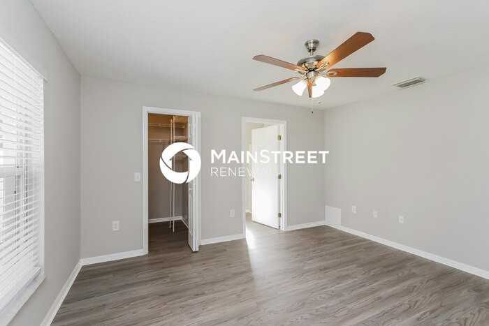 1762 S Chamberlain Blvd - Photo 7 of 16
