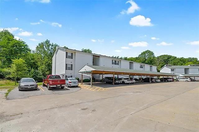 2483 Ne 68th St - Photo 2 of 22