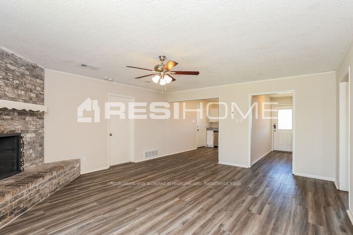3051 Shane Dr - Photo 6 of 19