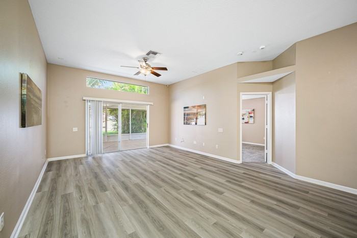 12915 Early Run Ln - Photo 5 of 45