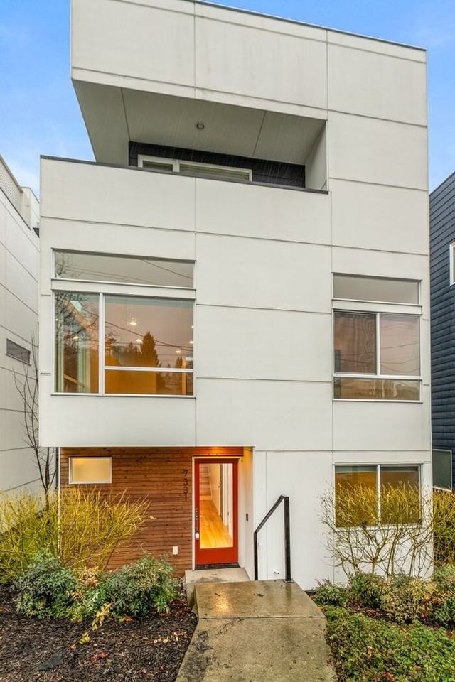 7331 Fauntleroy Way Sw - Photo 6 of 50