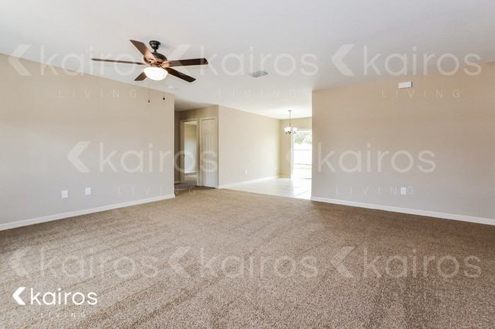 13691 Sw 43rd Cir - Photo 4 of 13