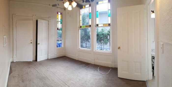 2419 J St #1 - Photo 2 of 10