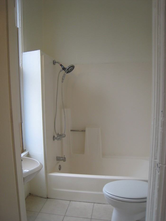 2419 J St #1 - Photo 7 of 10