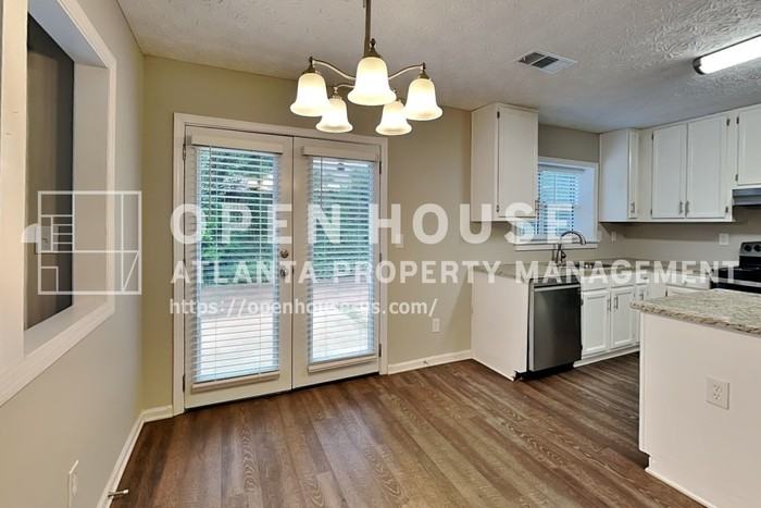 4922 Anclote Dr - Photo 7 of 22