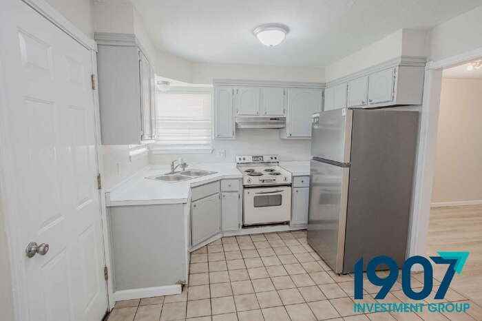 1247 W Huntington Way #A - Photo 6 of 20
