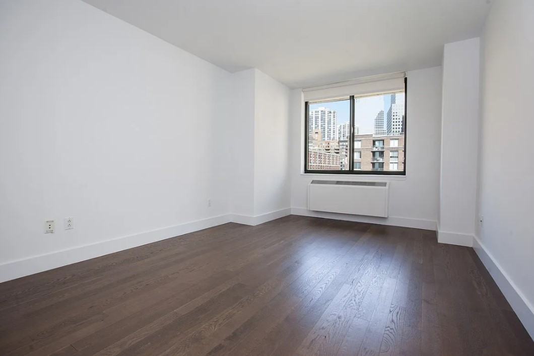 55 Battery Pl #506 - Photo 5 of 7