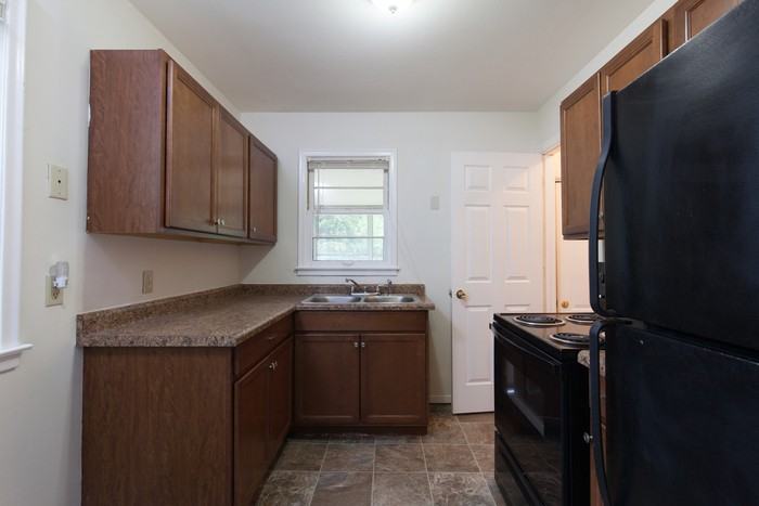 5401 Xylon Ave N - Photo 2 of 15