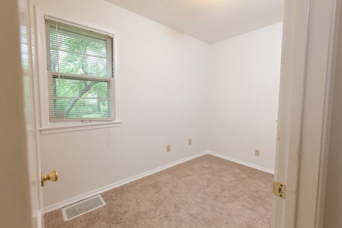5401 Xylon Ave N - Photo 6 of 15