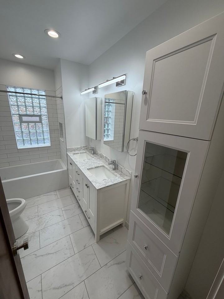 4886 N Hermitage Ave #1N - Photo 6 of 19