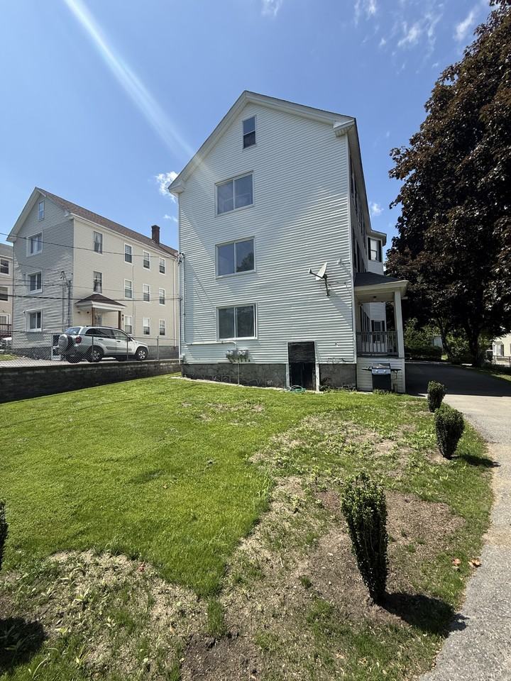 Stebbins St #1 - Photo 2 of 21