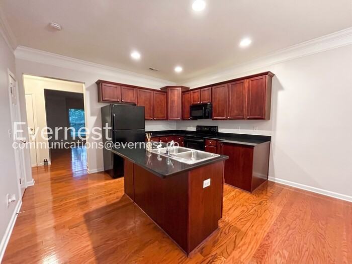 8311 Saint Danasus Dr - Photo 3 of 28