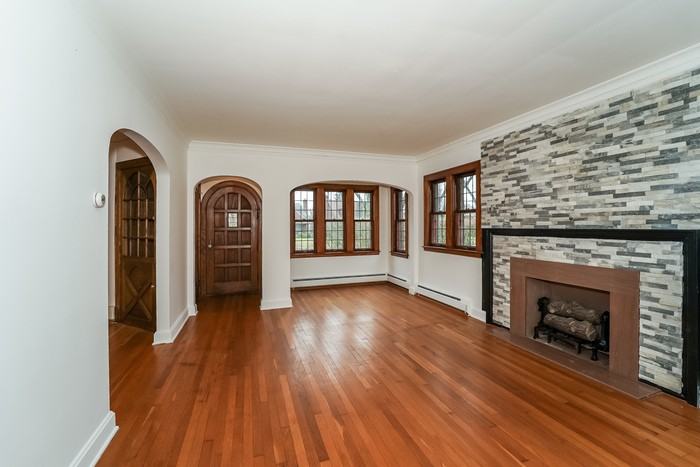 4012 Hudson Dr - Photo 3 of 15