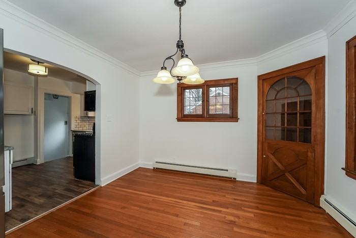 4012 Hudson Dr - Photo 5 of 15