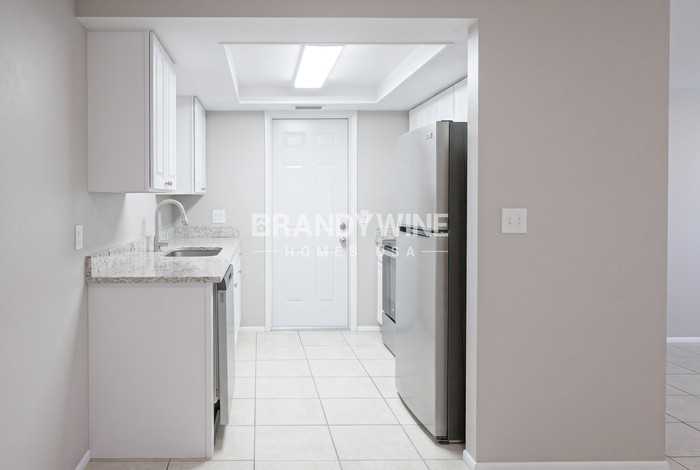 7804 Topay Ln - Photo 6 of 24