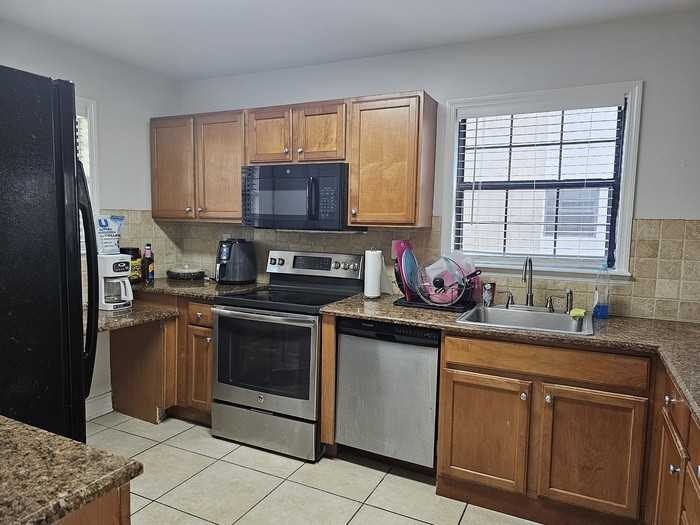 5236 Treetops Dr #104 - Photo 6 of 11