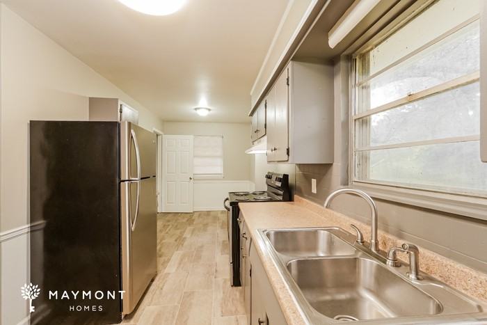 4503 E 112th Ter - Photo 7 of 15