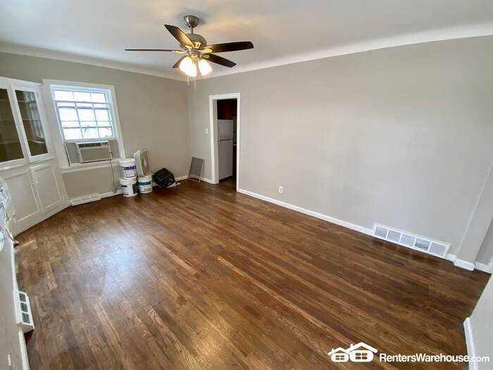 1263 Ames St - Photo 6 of 13