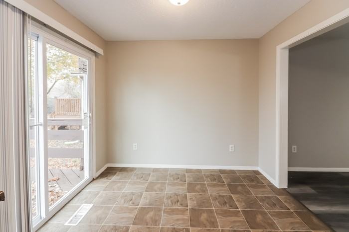 8502 Pershing Rd - Photo 6 of 12