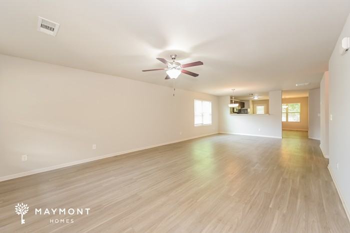 165 Rockingham Dr - Photo 6 of 15