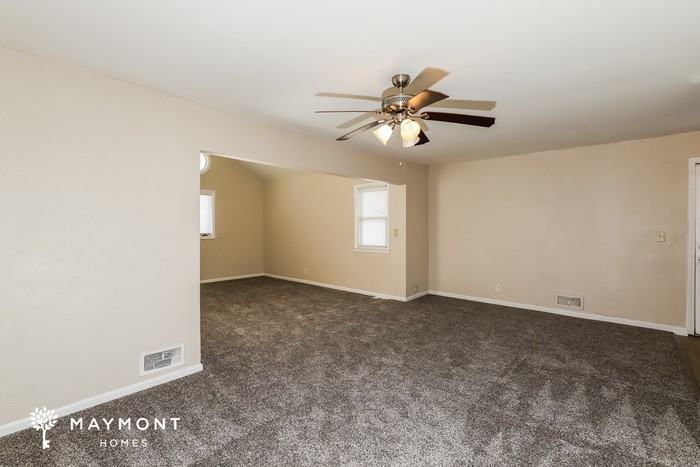 4704 Kensington Ave - Photo 7 of 13