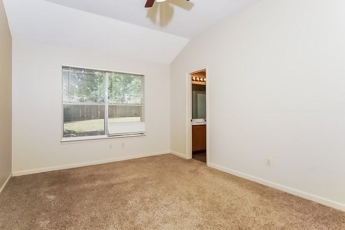 214 Deer Bridge Dr - Photo 6 of 11