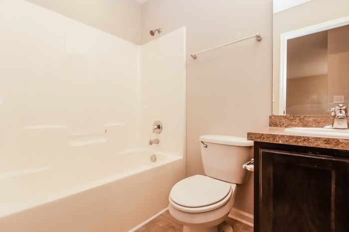 154 Tyger St - Photo 7 of 10
